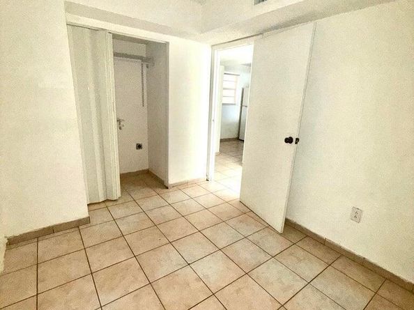 7601 Byron Avenue 3c, Miami Beach FL 33141