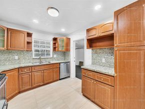 41 NE 45th Ct, Oakland Park FL 33334