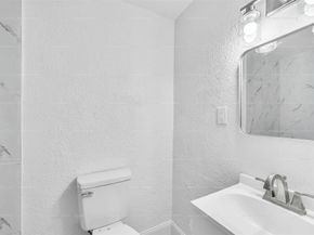 41 NE 45th Ct, Oakland Park FL 33334