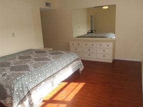 6731 Cypress Rd 309, Plantation FL 33317