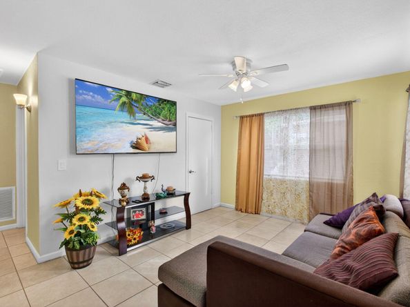 621 50th Street, West Palm Beach FL 33407