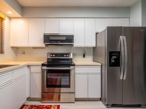 3351 Emerald Oaks Dr 103, Hollywood FL 33021