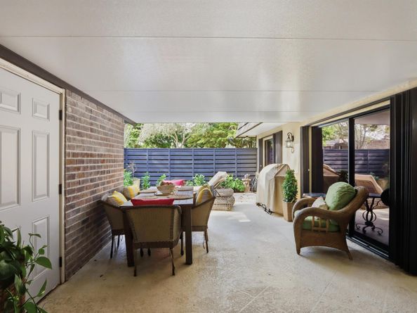 1001 10th Terrace, Palm Beach Gardens FL 33418