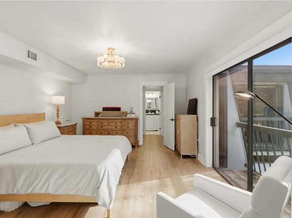 1001 10th Terrace, Palm Beach Gardens FL 33418