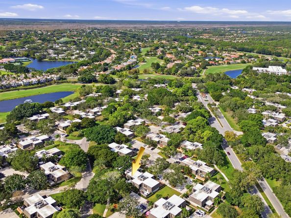 1001 10th Terrace, Palm Beach Gardens FL 33418