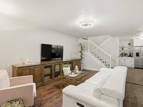 1001 10th Terrace, Palm Beach Gardens FL 33418