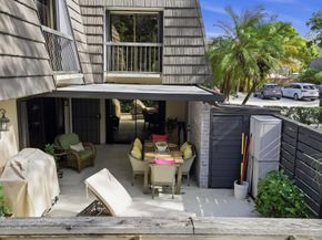 1001 10th Terrace, Palm Beach Gardens FL 33418