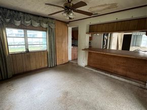 18530 NW 42nd Ave, Miami Gardens FL 33055