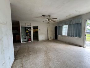 18530 NW 42nd Ave, Miami Gardens FL 33055