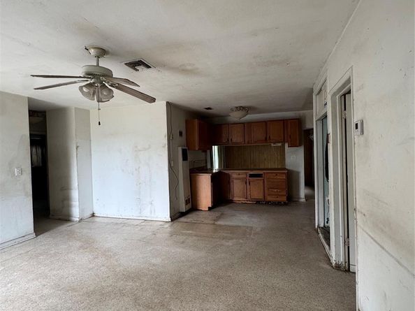 18530 NW 42nd Ave, Miami Gardens FL 33055