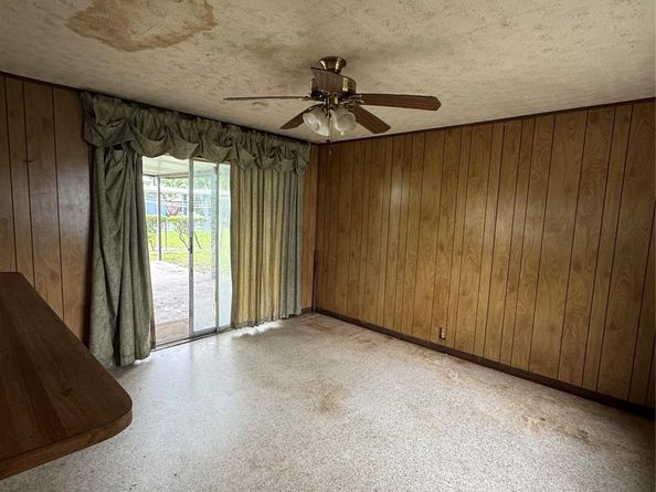 18530 NW 42nd Ave, Miami Gardens FL 33055