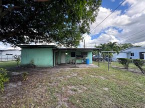 18530 NW 42nd Ave, Miami Gardens FL 33055