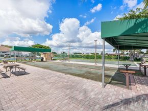 6890 Royal Palm Blvd 203H, Margate FL 33063