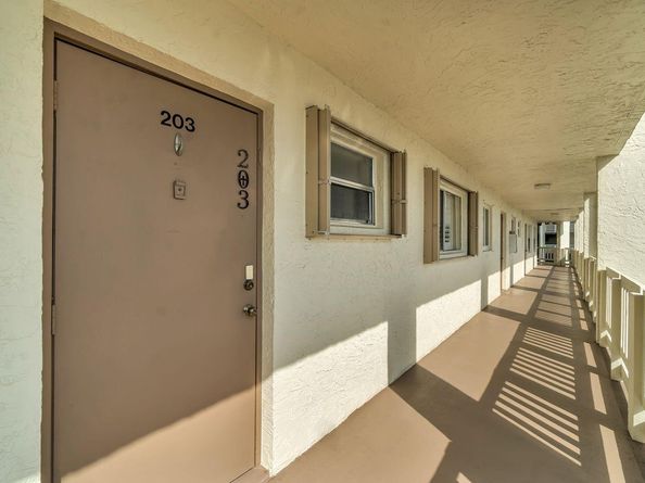 6890 Royal Palm Blvd 203H, Margate FL 33063