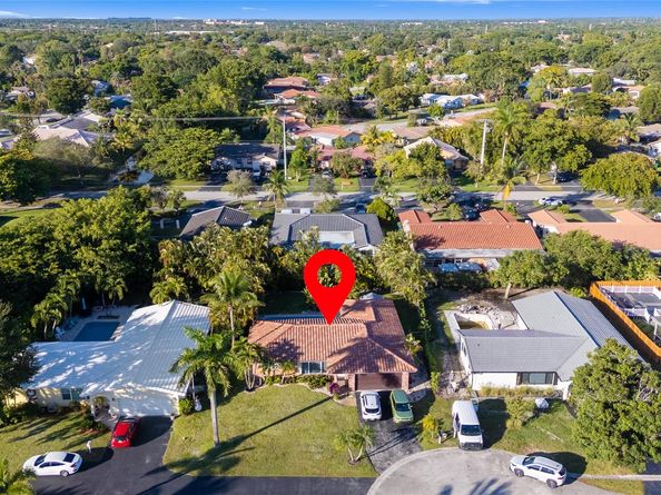 11305 NW 38th St, Coral Springs FL 33065