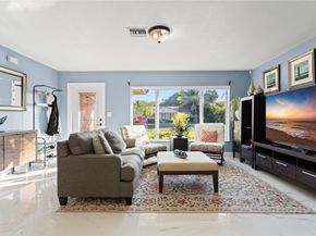 11305 NW 38th St, Coral Springs FL 33065