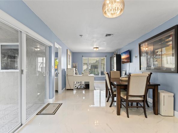 11305 NW 38th St, Coral Springs FL 33065