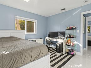 11305 NW 38th St, Coral Springs FL 33065