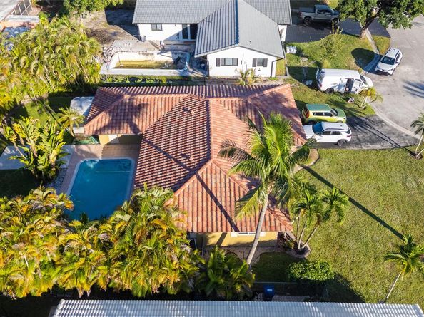 11305 NW 38th St, Coral Springs FL 33065