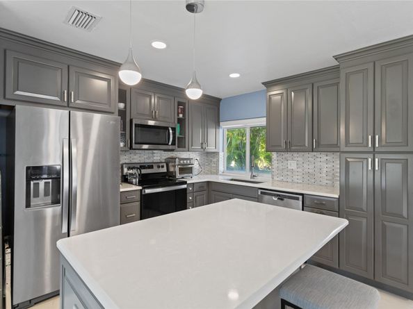 11305 NW 38th St, Coral Springs FL 33065