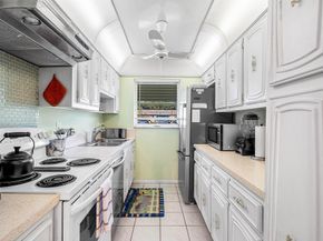 1010 Circle Terrace E C, Delray Beach FL 33445