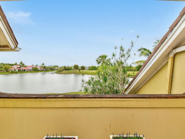 2576 Muirfield Court, Wellington FL 33414