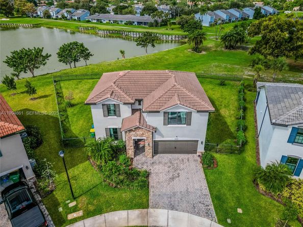 8152 NW 78th Street, Tamarac FL 33321