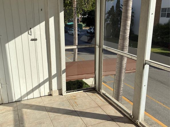 3040 NE 16th Ave A210, Oakland Park FL 33334