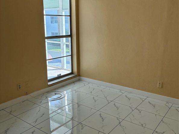 3040 NE 16th Ave A210, Oakland Park FL 33334