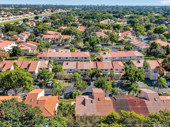 3473 Deer Creek Palladian Cir, Deerfield Beach FL 33442