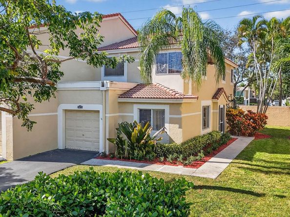 3473 Deer Creek Palladian Cir, Deerfield Beach FL 33442