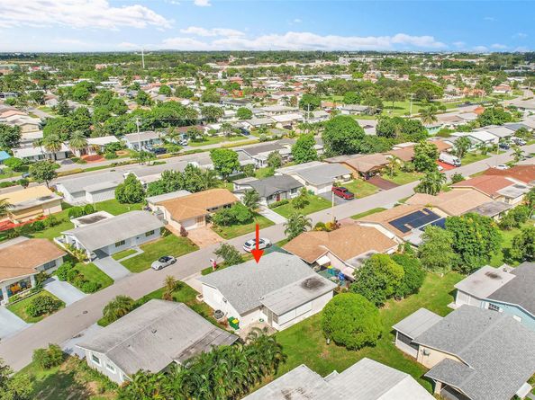 4500 NW 47 Court, Tamarac FL 33319