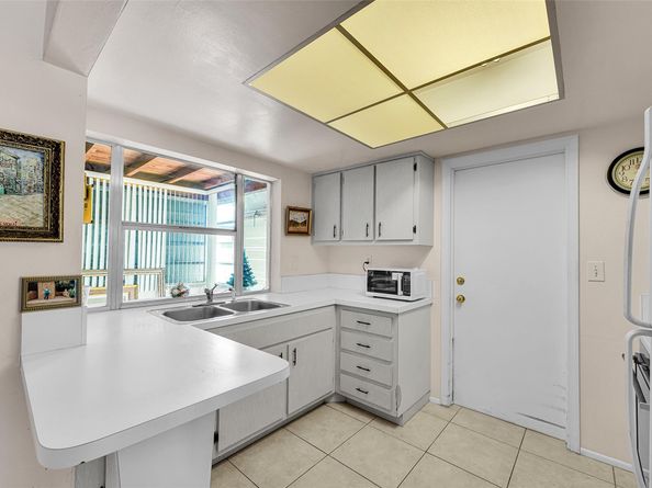 4500 NW 47 Court, Tamarac FL 33319