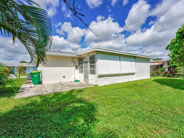 4500 NW 47 Court, Tamarac FL 33319