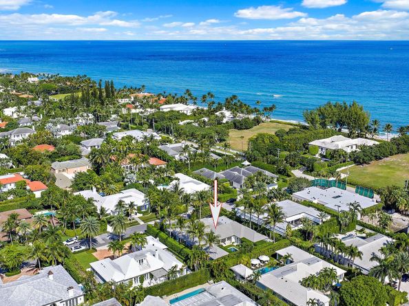 216 Sandpiper Drive, Palm Beach FL 33480