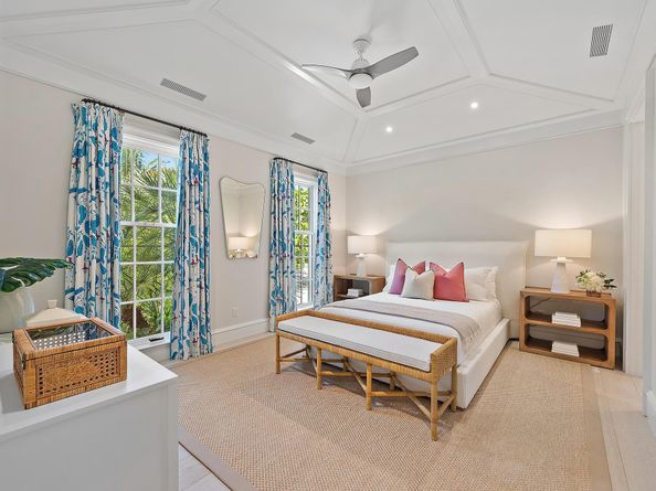 216 Sandpiper Drive, Palm Beach FL 33480