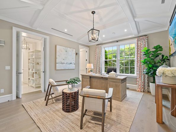 216 Sandpiper Drive, Palm Beach FL 33480