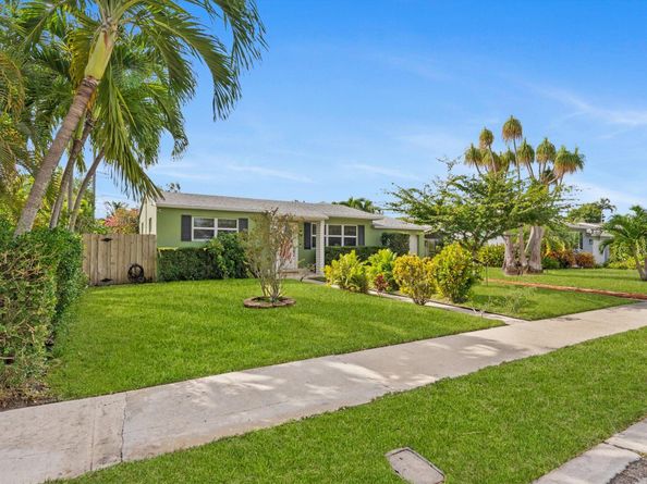 320 Summa Street, West Palm Beach FL 33405