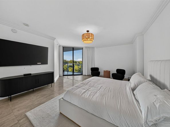 17301 Biscayne Blvd 506, Aventura FL 33160