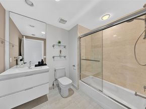 17301 Biscayne Blvd 506, Aventura FL 33160