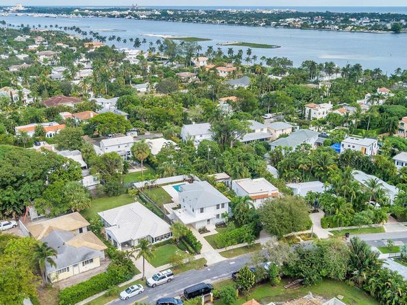 231 Argyle Road, West Palm Beach FL 33405