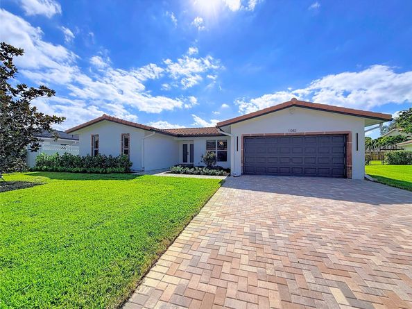 1082 NW 83rd Drive, Coral Springs FL 33071
