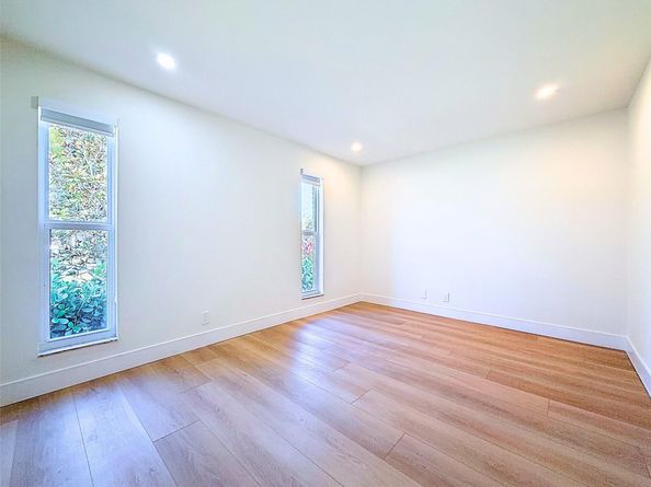 1082 NW 83rd Drive, Coral Springs FL 33071