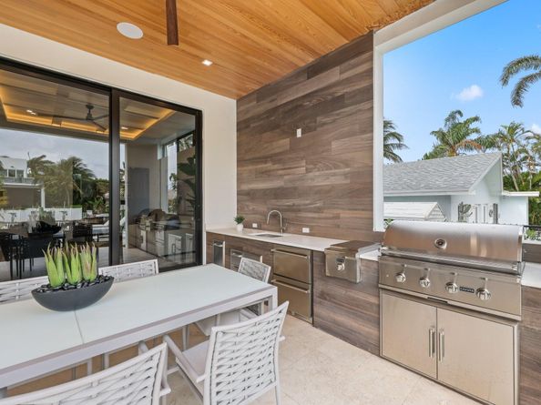 1041 Lewis Cove, Delray Beach FL 33483