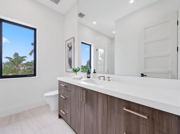 1041 Lewis Cove, Delray Beach FL 33483