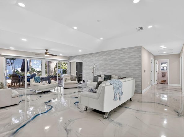 7598 W Country Club Boulevard, Boca Raton FL 33487