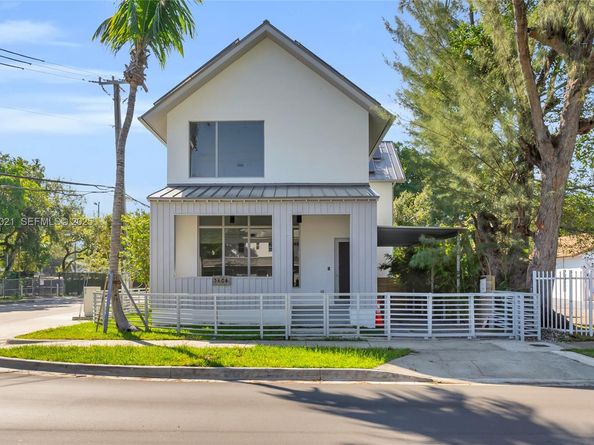 3204 Plaza Street, Miami FL 33133