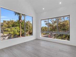 3204 Plaza Street, Miami FL 33133