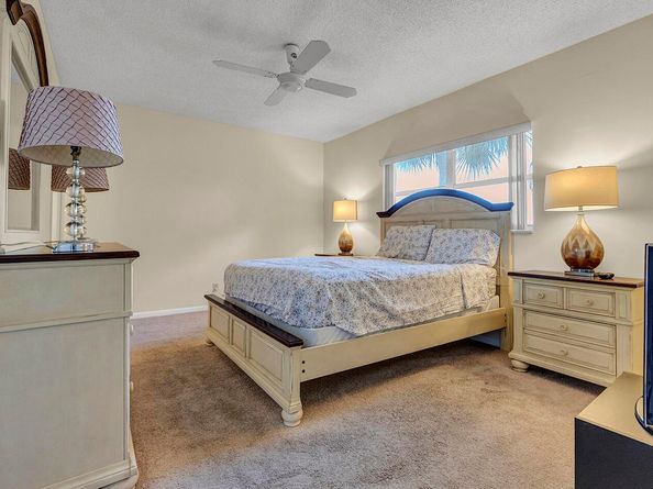 7855 NW 5th Court 203, Margate FL 33063