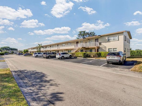 7855 NW 5th Court 203, Margate FL 33063